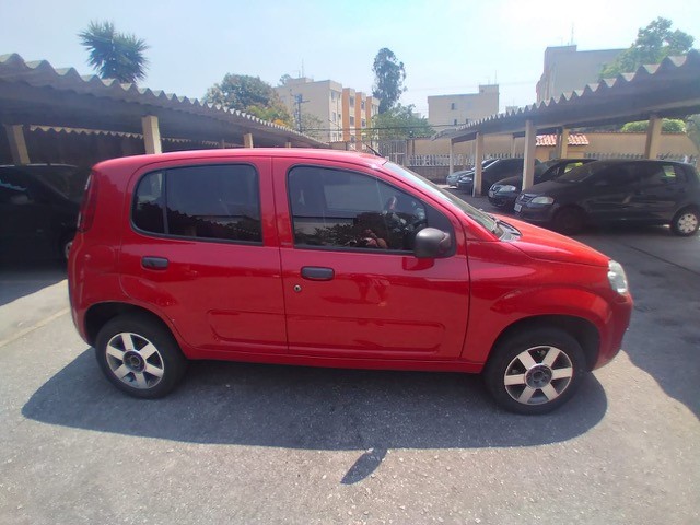 CARRO FIAT UNO VIVACE 2014