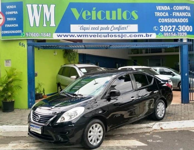 NISSAN VERSA 1.6 16V SV 2013