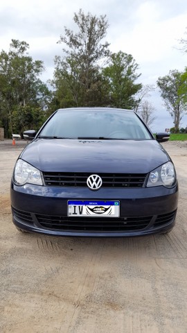 VOLKSWAGEN POLO SEDAN 1.6 MI TOTAL FLEX 8V 4P MODELO 2013