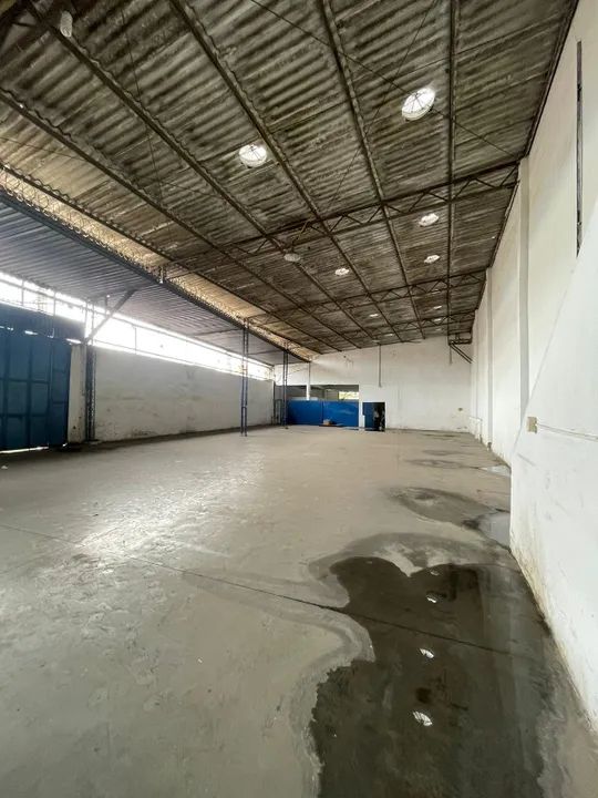 Galpão, com 570m, na Rua Maria Januária, S. J. Meriti, ao lado da madeireira e do Assaí - Foto 3