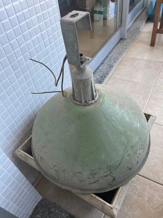 Black friday !!Luminária Industrial anos 1980!! Desapego !! - Foto 3