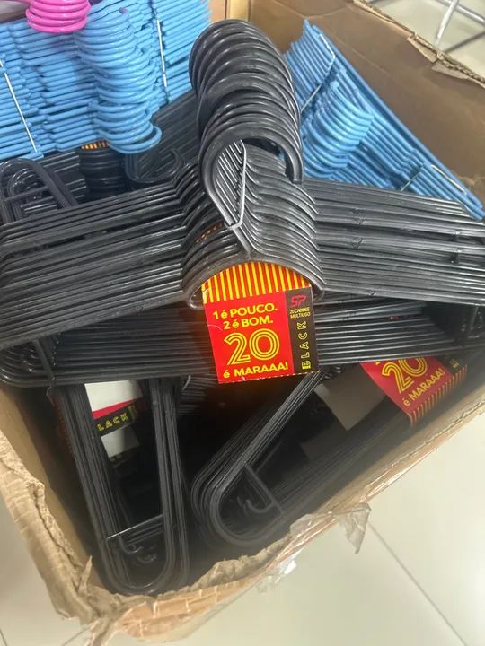 20 Cabides de plástico por 9,90 - Foto 2