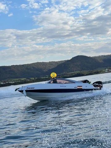 LANCHA FOCKER 205 ANO 2013 