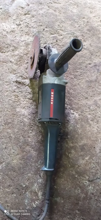 Esmiriliadeira Bosch