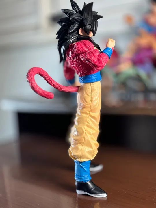 Figure 30 centímetros Goku SSJ4 - Foto 3