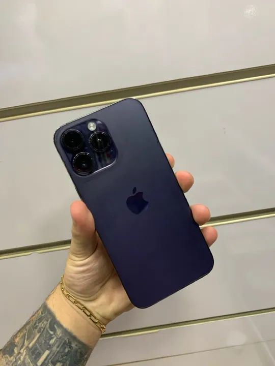 iPhone 14 Pro Max roxo 