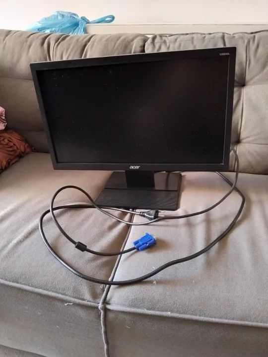 Monitor 19,5" LED Inclinação 25º ACER V206HQL VGA/VESA Estado de Novo!