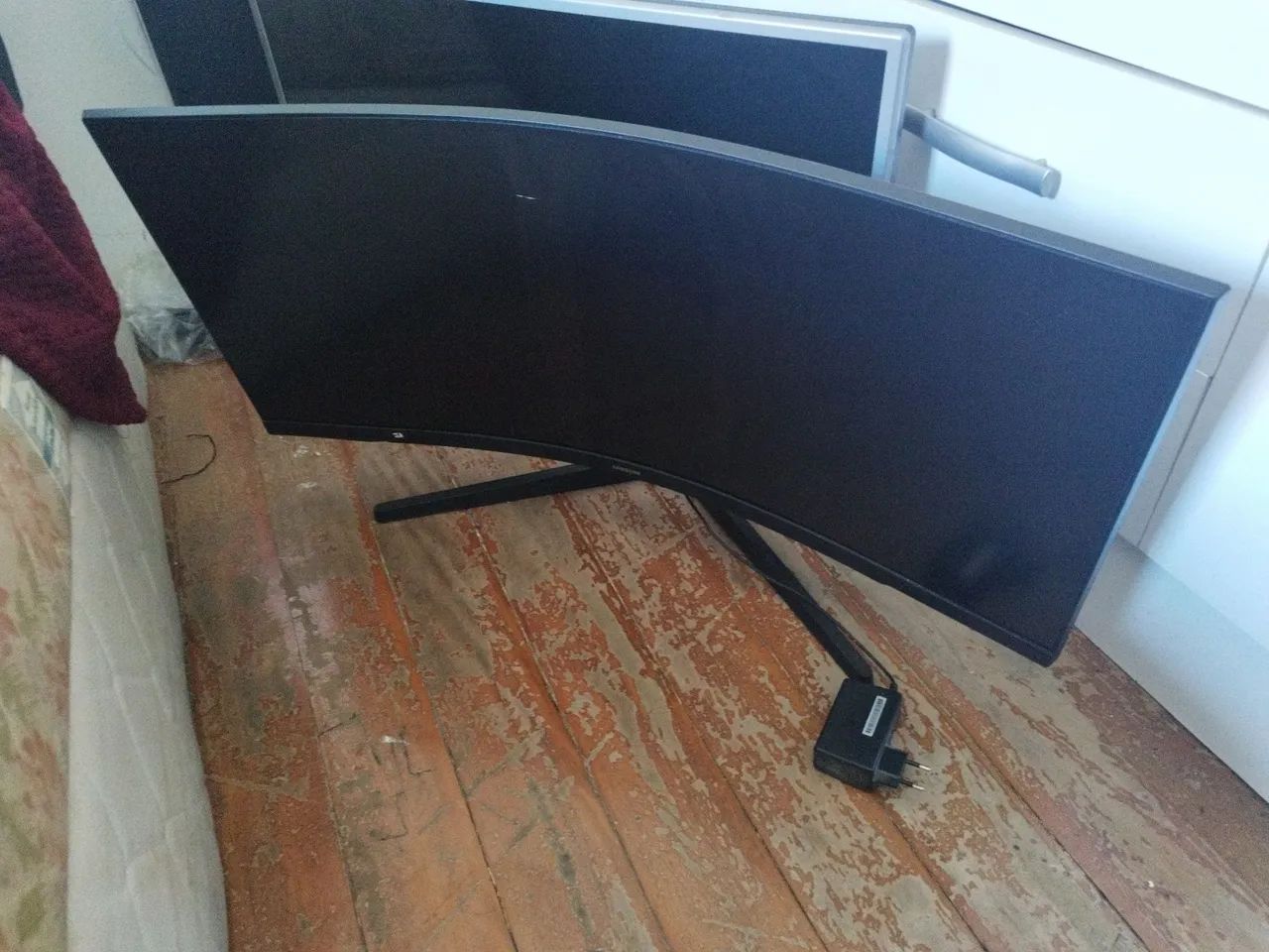 Odyssey 34 polegadas leia descrição 