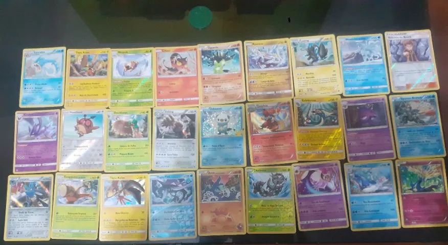 1094 cartas pokemon! 27 brilhantes + moeda - Foto 4