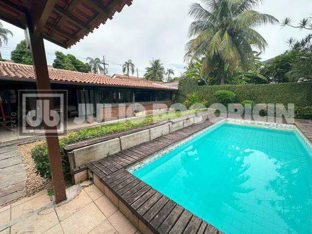 Maravilhosa casa Linear no Anil, 3 quartos, sendo uma suíte, sala em vários ambientes, áre - Foto 3