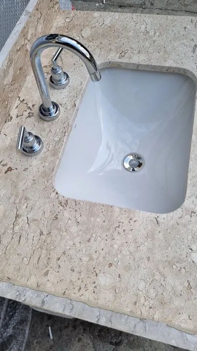 Pia Travertino Cuba Deca