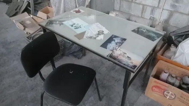 Mesa com Cadeira