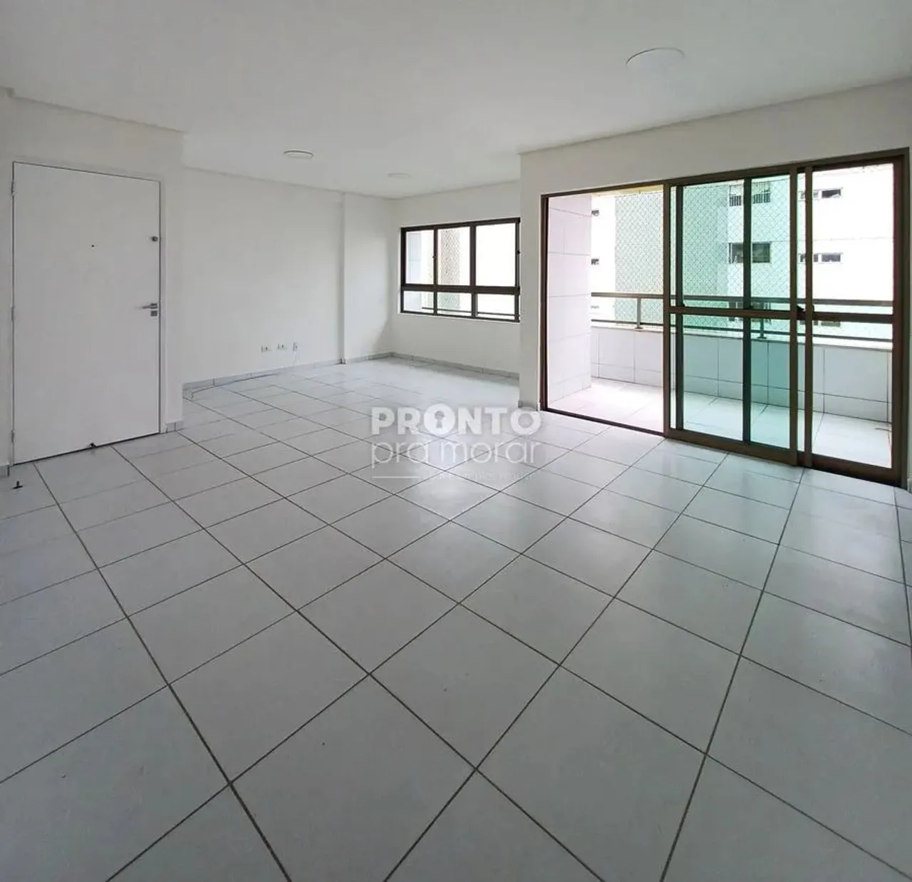 Apartamento para venda com 125,34m² com 4 quartos sendo 02 suítes em Espinheiro - Recife -