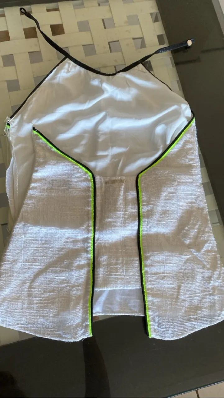 Top branco com detalhes - Foto 2