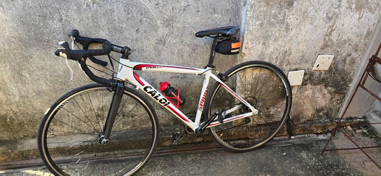 Bicicleta speed caloi  de alumínio e garfo de carbono