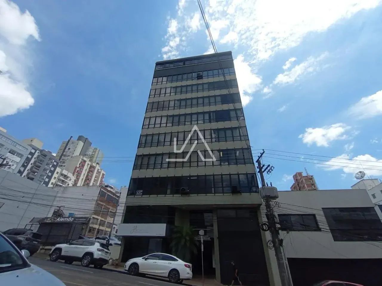 CENTRO EXECUTIVO WALTER SOBIESIAK - SALA AÉREA COM 74 M² - CENTRO - Foto 4