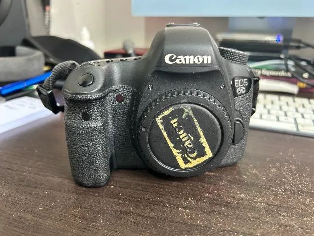 Canon EOS 6D Japonesa - Full Frame - Apenas 9.000 cliques - R$ 4.500