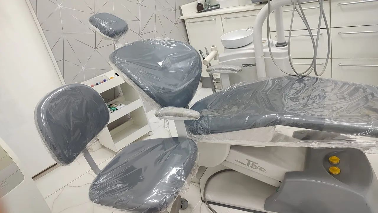 Cadeira Odontológica Dabi Atlante Croma T5 Edição Especial  - Foto 4