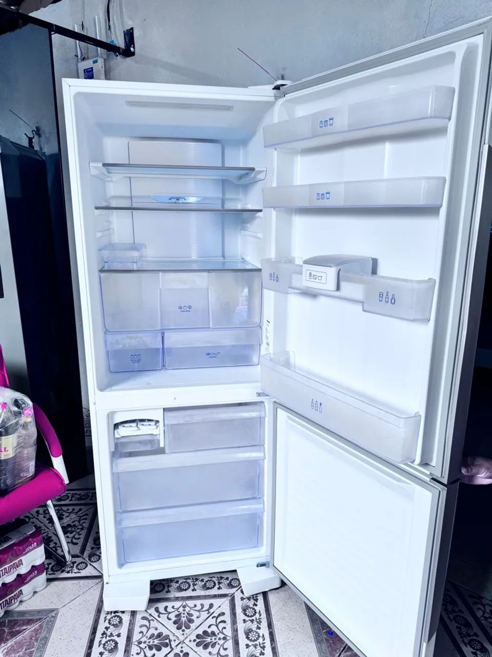 Geladeira Panasonic Inverter Frost Free Painel Digital 425 Litros Semi Nova Aceito Cartão  - Foto 3