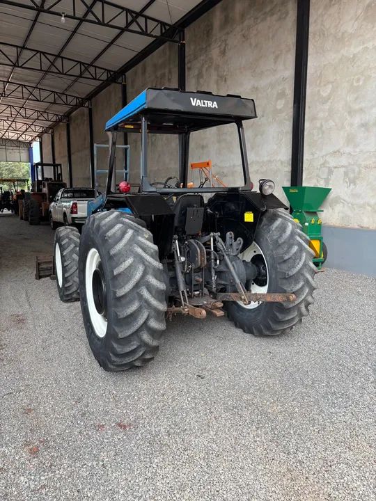 Trator traçado Valtra 785 todo original  - Foto 3