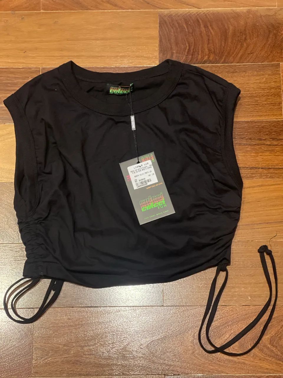 Blusa crooped colcci 