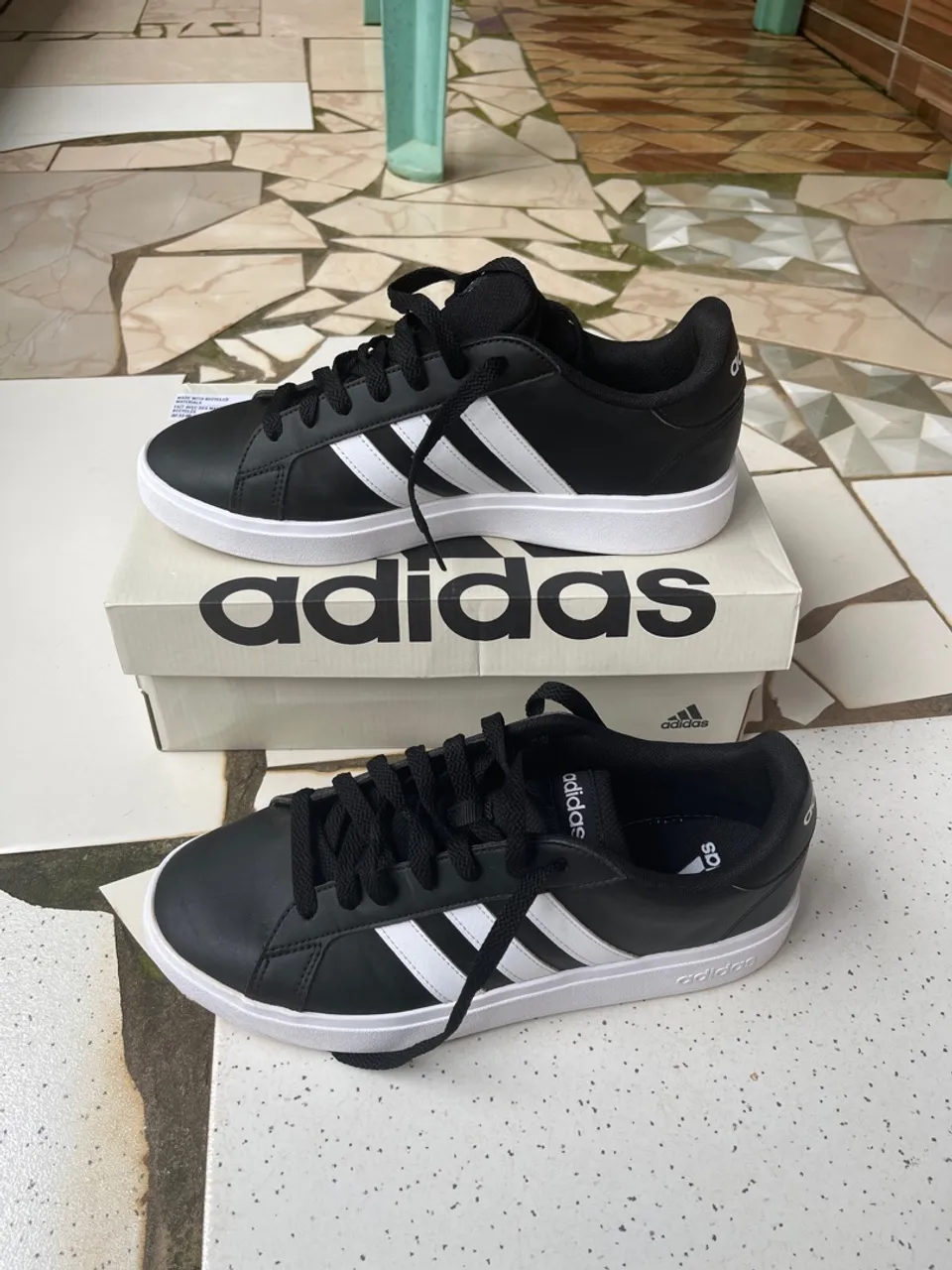 Tênis masculino Adidas