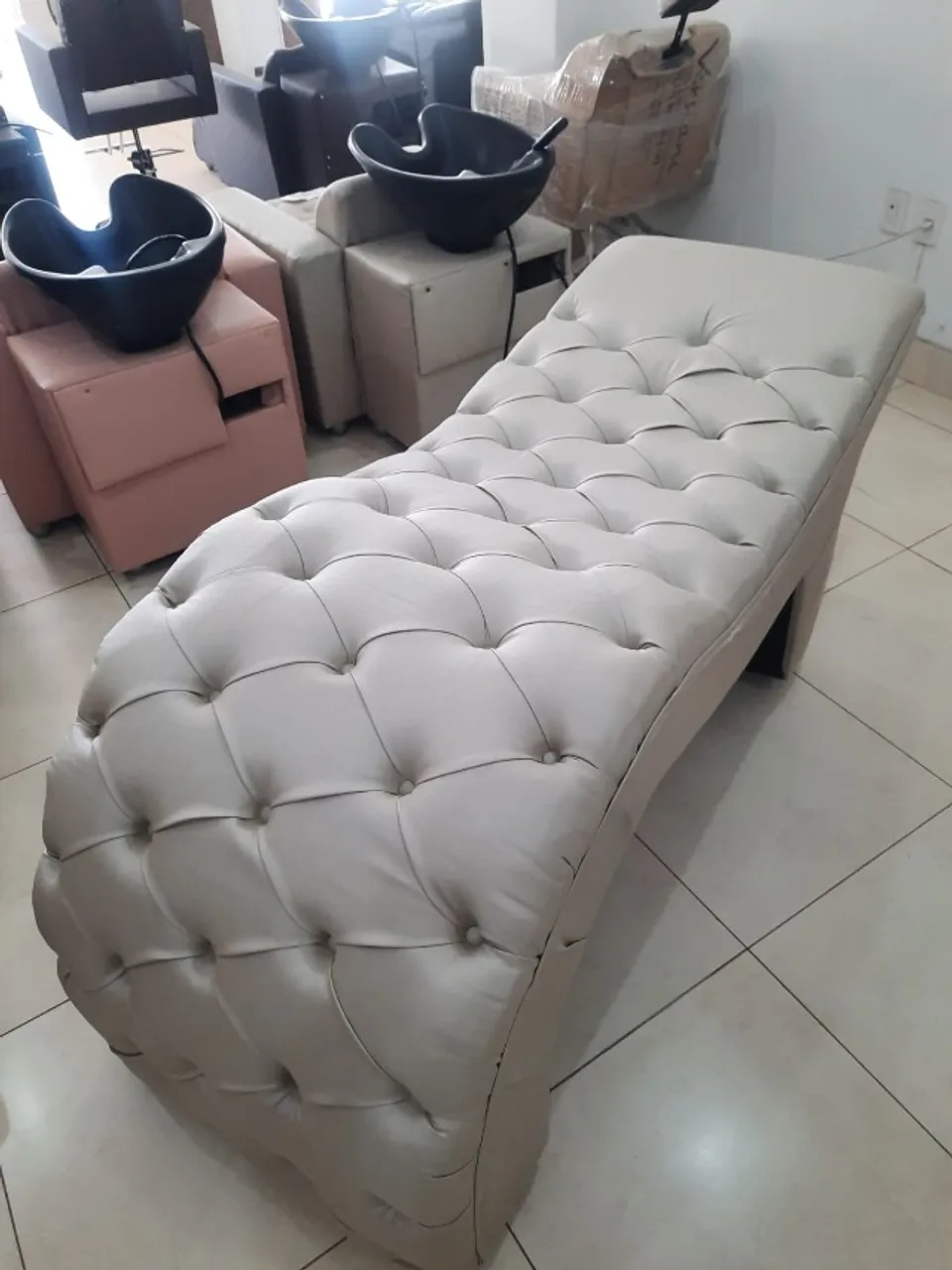 Maca estética, maca maquiagem, designe de sobrancelhas.