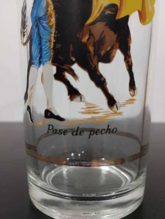 Copo de vidro antigo temática tourada - Foto 3