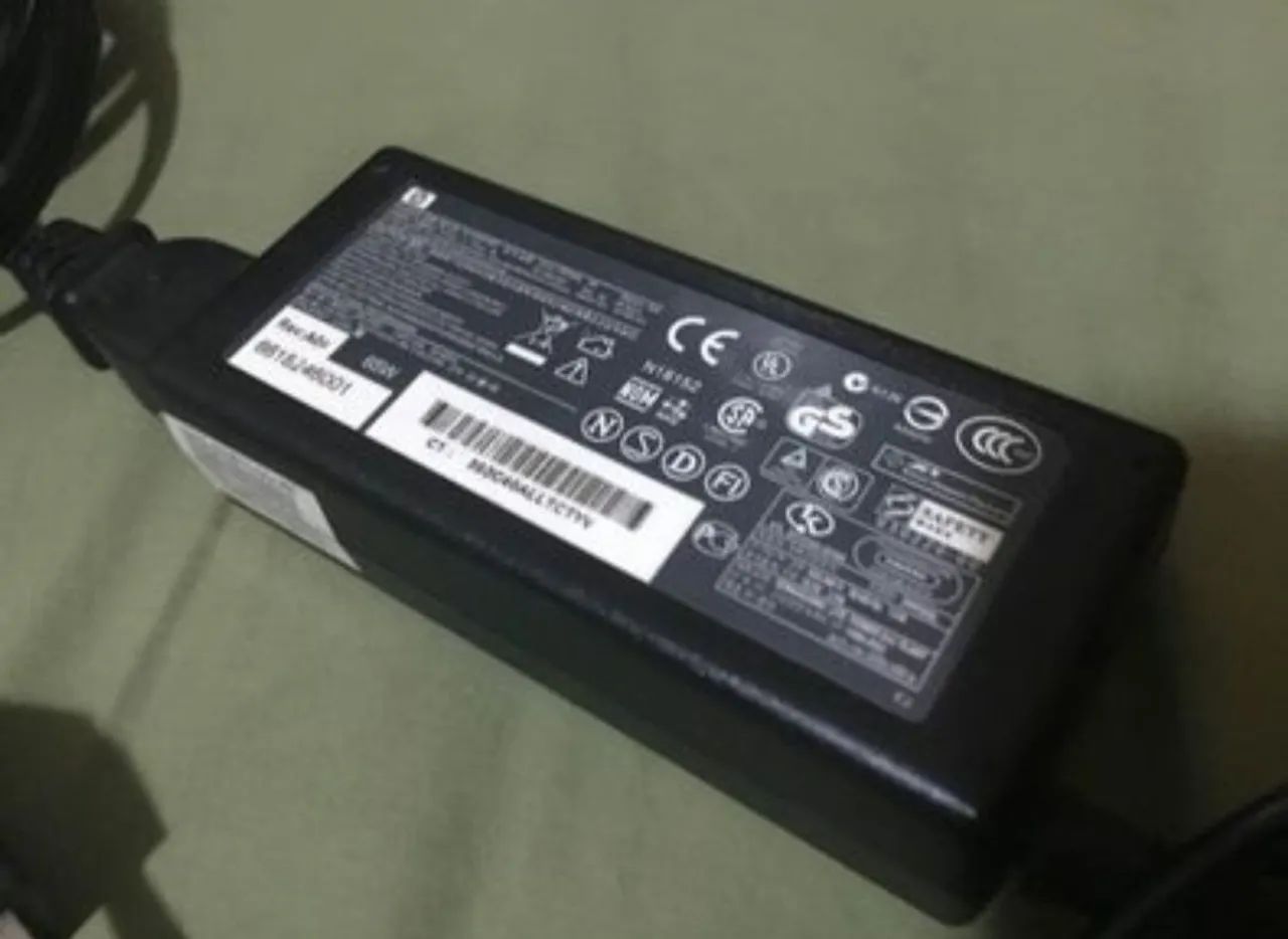 Fonte Notebook HP 65W (modelo antigo)  - Foto 3