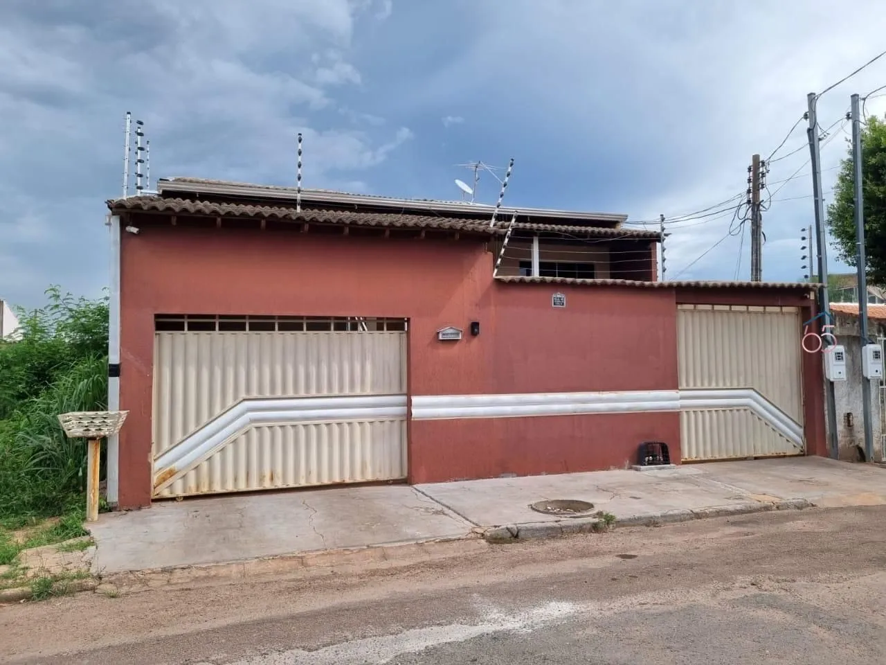 Sobrado à venda bairro CPA 3 Cuiabá