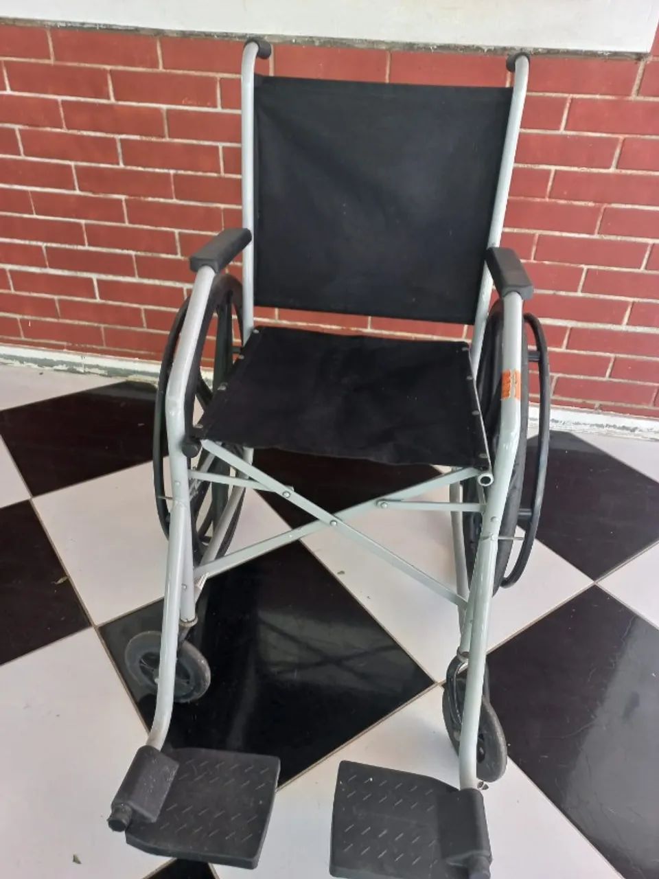 Cadeira de rodas - Foto 2