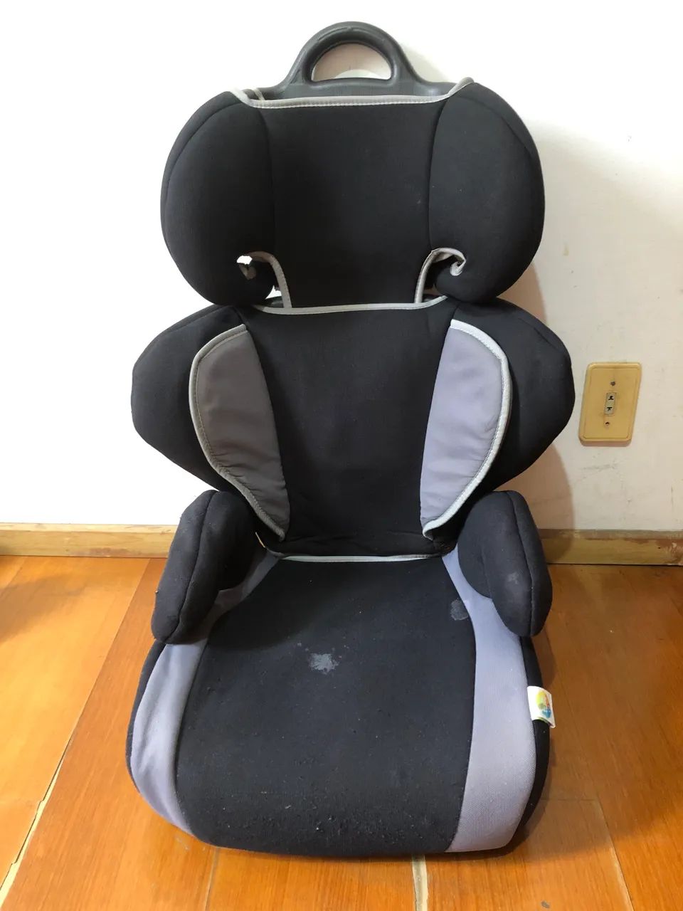 Vendo cadeirinha pra bebês. Aceito proposta em dinheiro ou pix 
