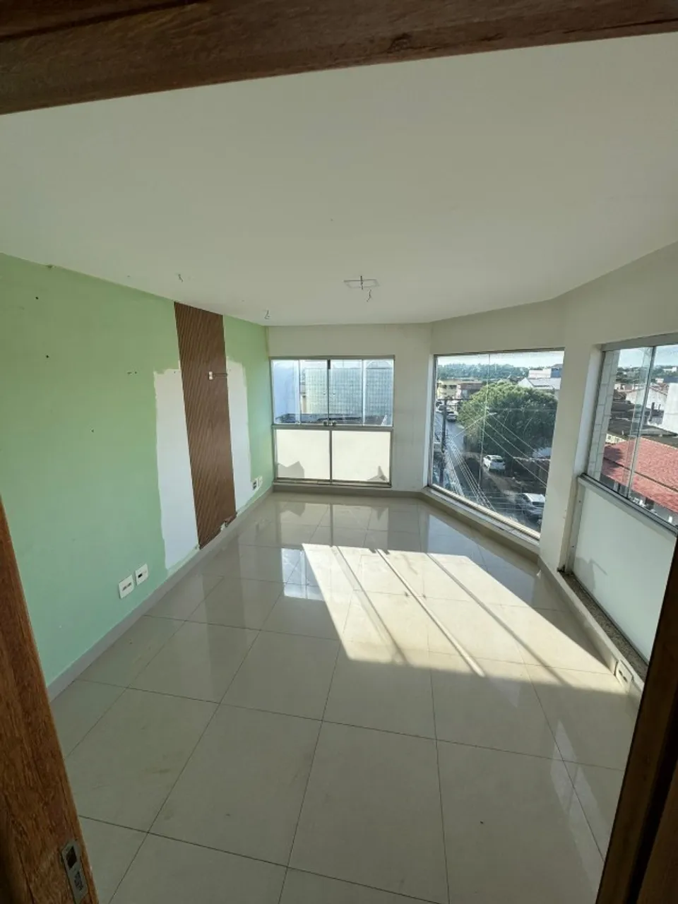 Alugo Sala 27m² em Laranjeiras