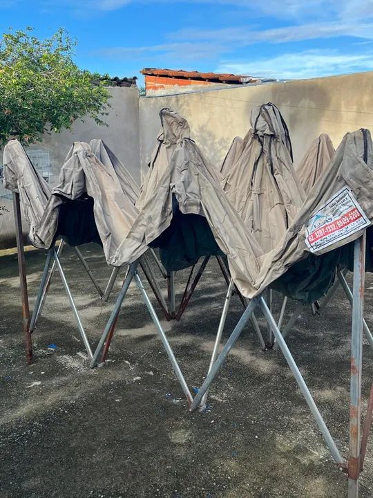 Tenda Sanfonada - Precisa de Manutenção (Lona Rasgada - Foto 3