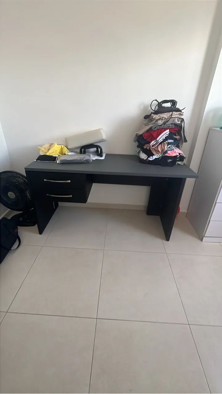 Mesa de trabalho 64739714570755120