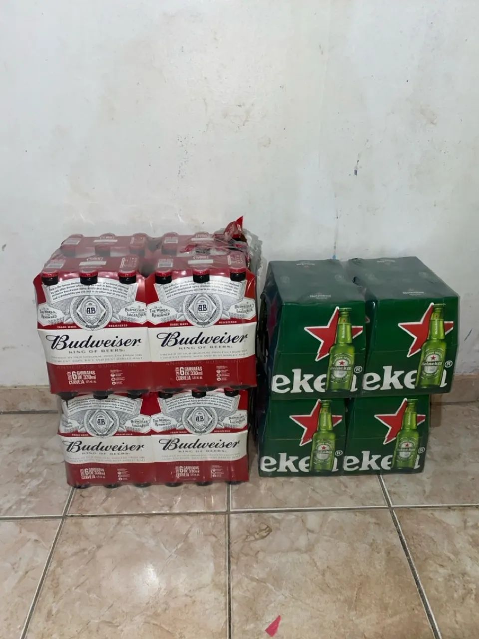 Cervejas Budweiser e Heineken