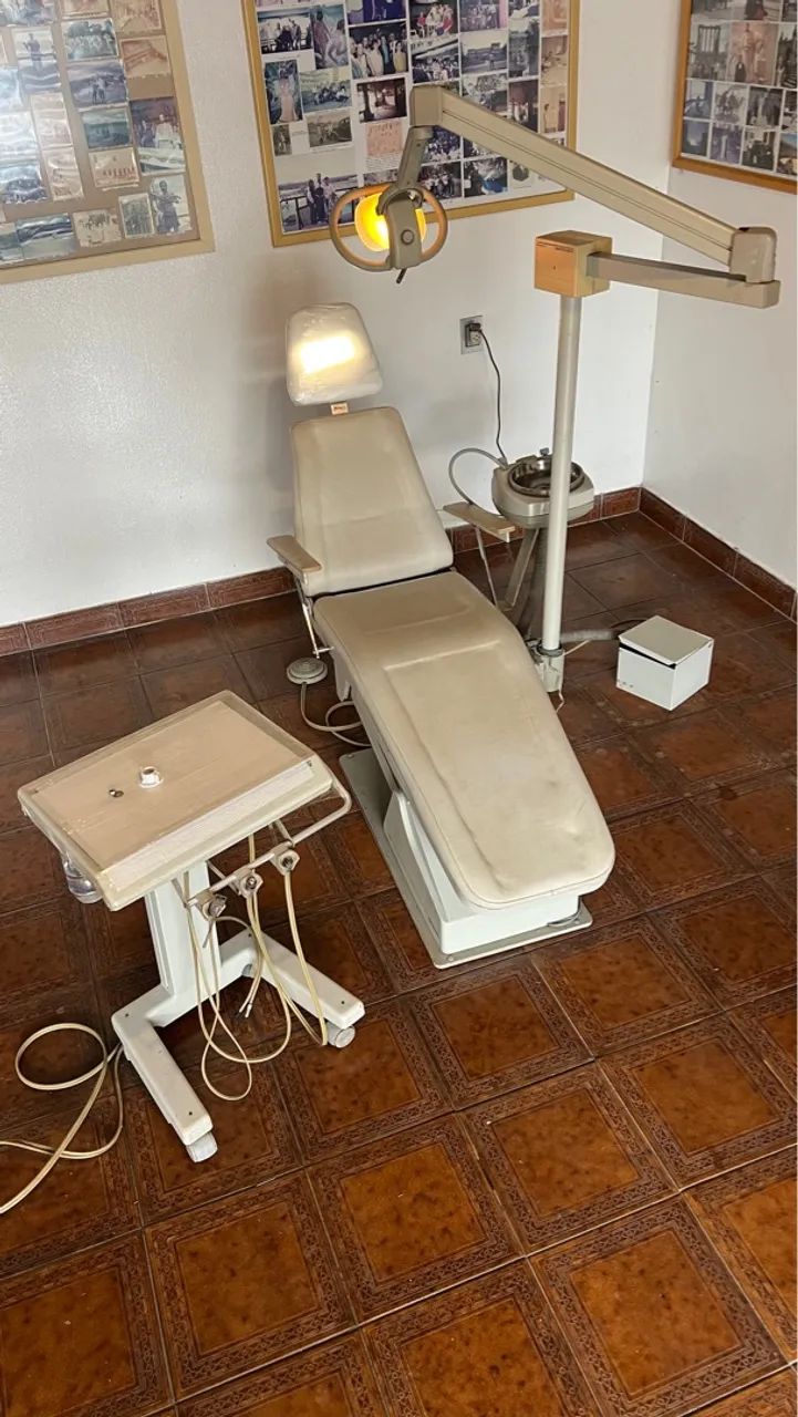 Cadeira Odontológica Dabi Altante Delta completa