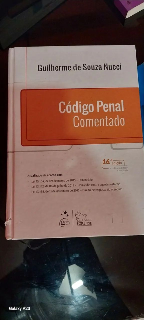 Livro Codigo Penal comentado 