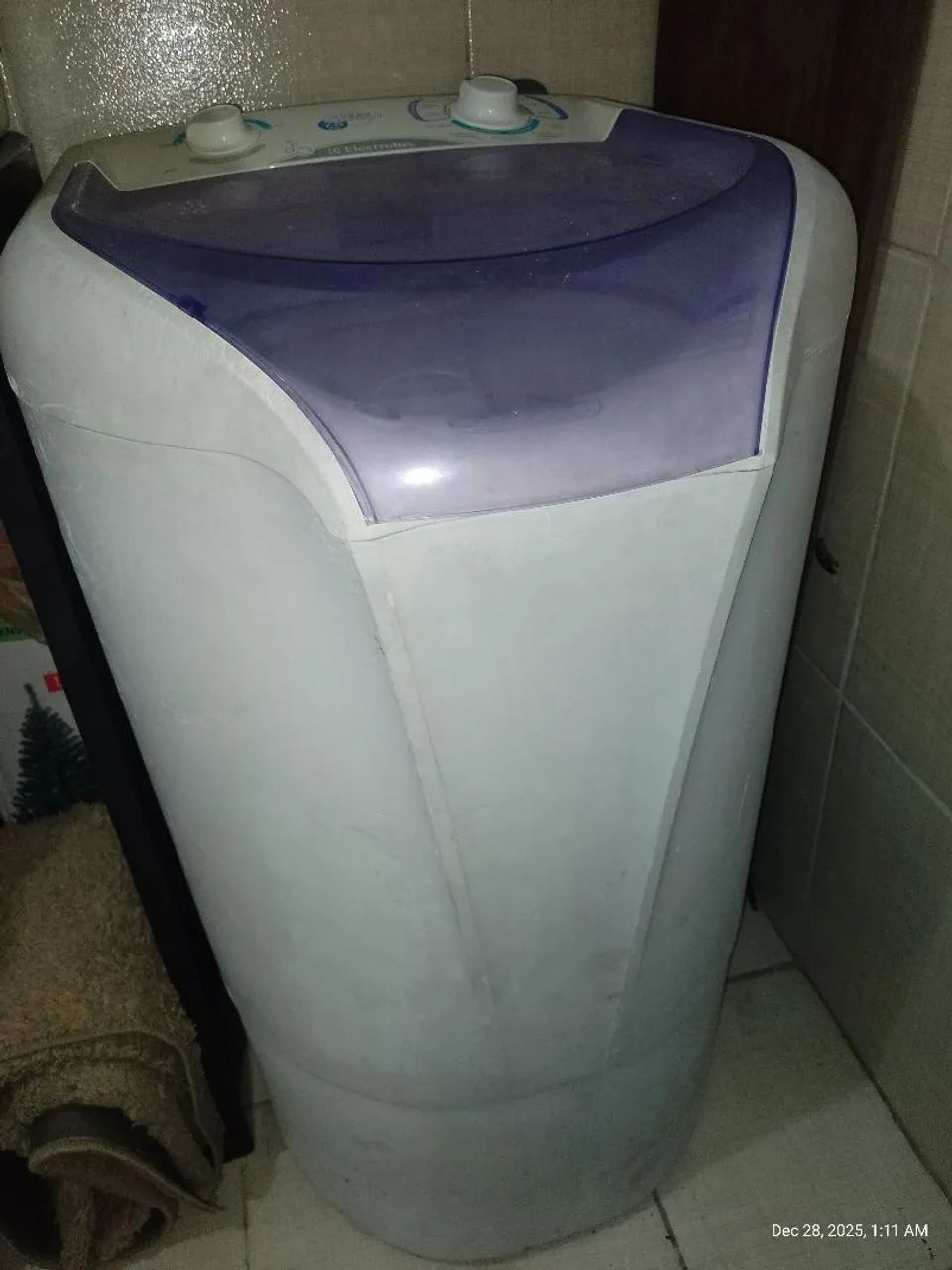 Eletrolux turbo compacta 7.0 kg - Foto 3