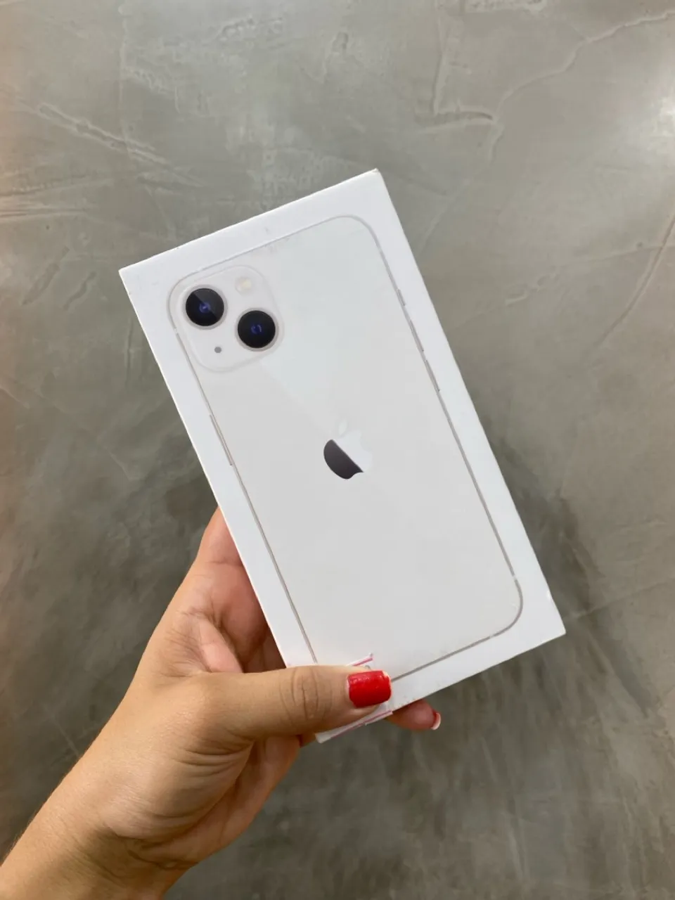 iPhone 13 Branco Novo na Caixa
