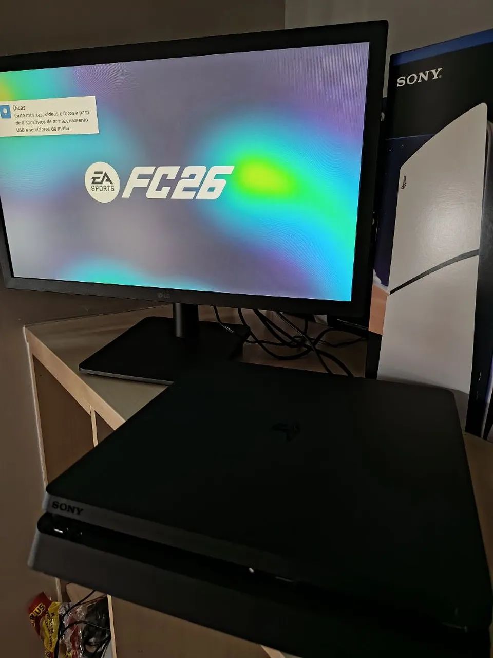 PS4 slim com caixa e garantia 