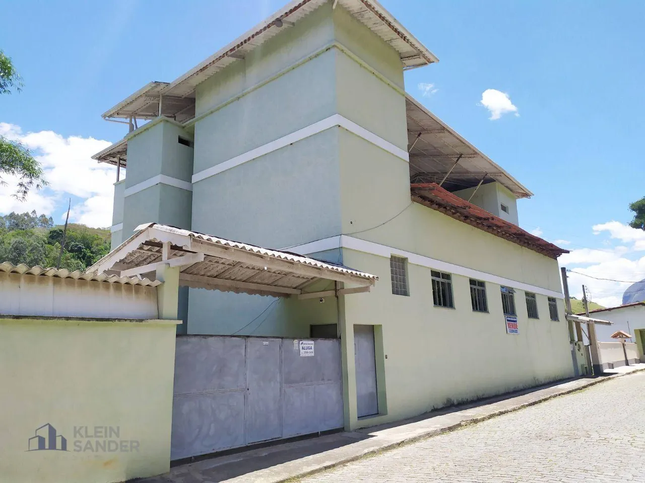 Prédio à venda, 1092 m² por R$ 1.700.000,00 - Campo Belo - Bom Jardim/RJ