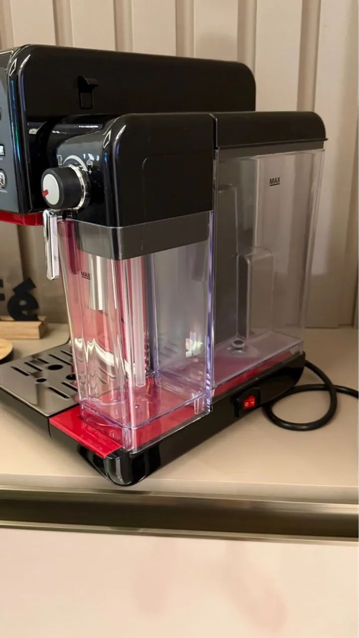 Cafeteira Expresso Oster PrimaLatte - Foto 3