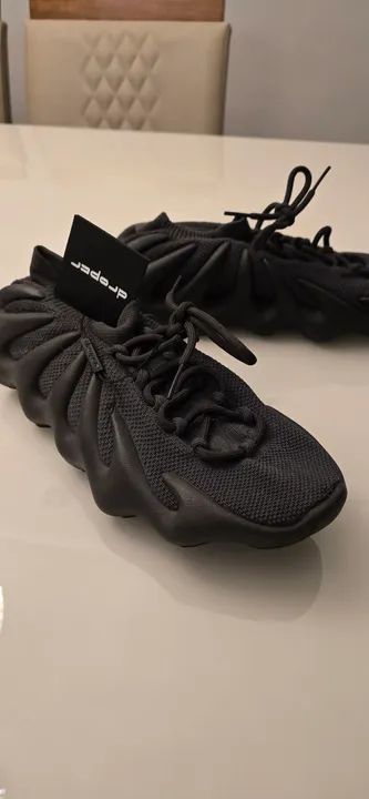 Tênis Adidas Yeezy Boost 450 V2 Preto - Foto 2