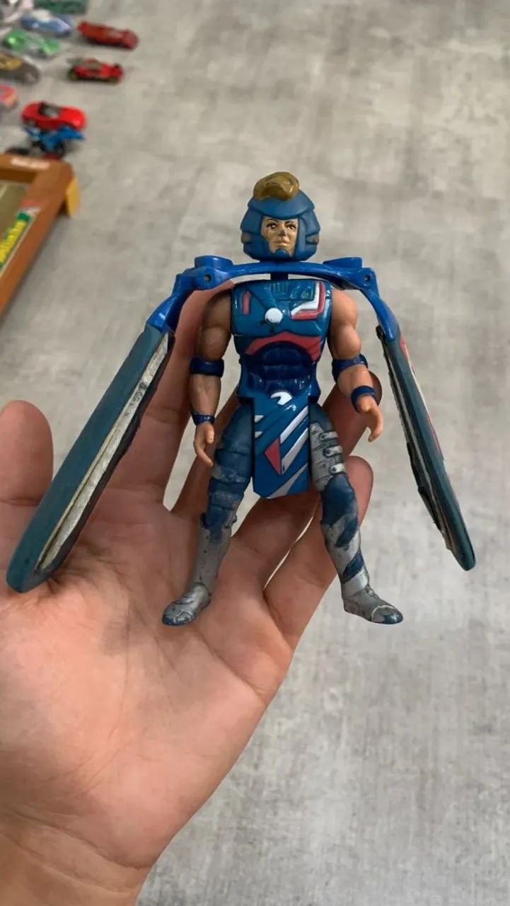 Boneco Dragon Flyz Z'neth anos 90