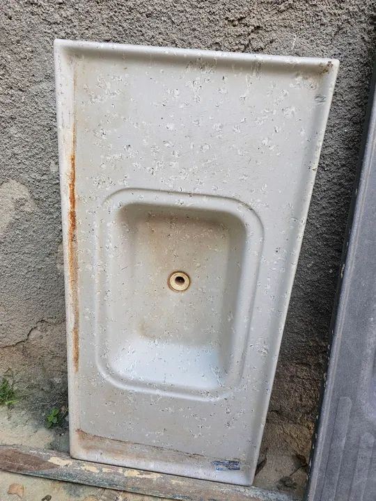 Vendo pias de cozinha. 64840822408193120