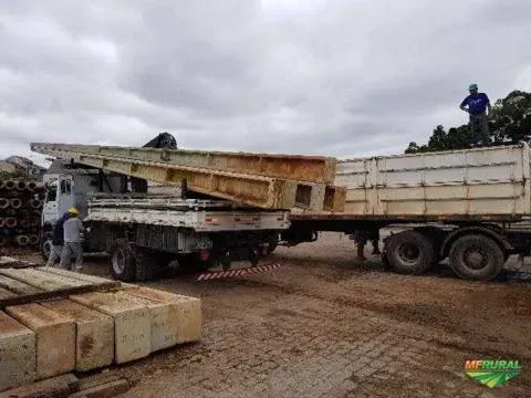 POSTE DE CONCRETO usado