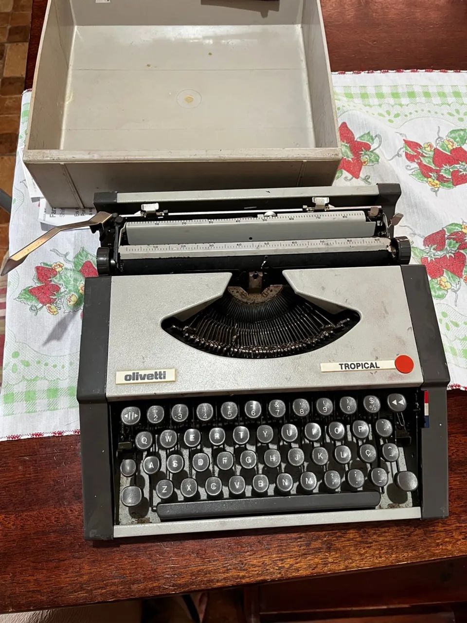Máquina de escrever Olivetti Tropical - Foto 2