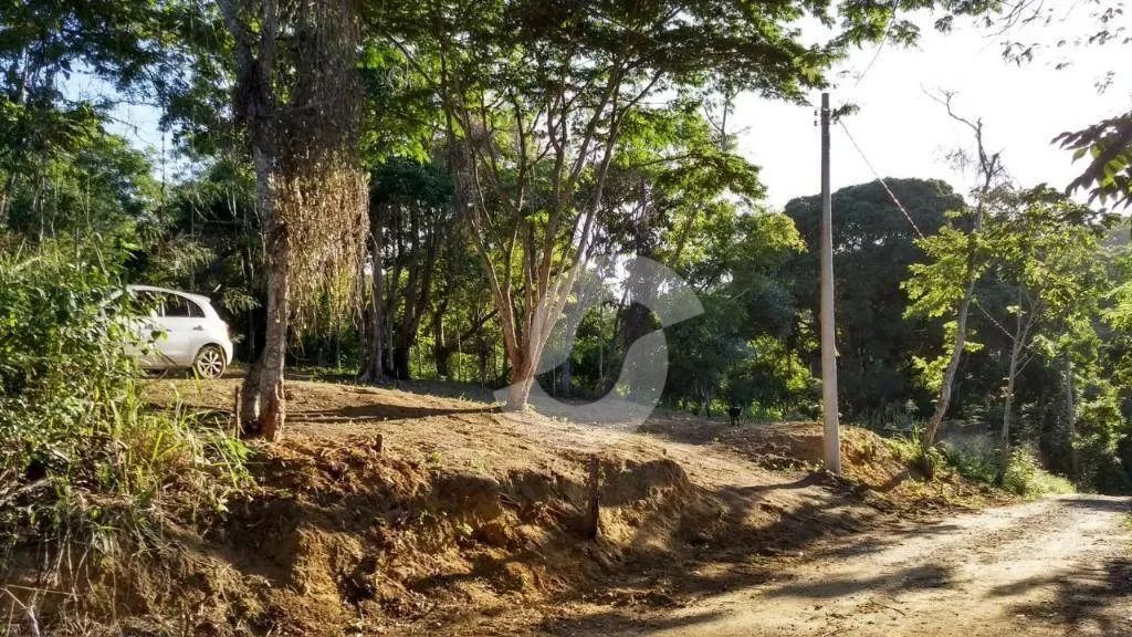 Terreno à venda, 2500 m² por R$ 120.000,00 - Inoã - Maricá/RJ