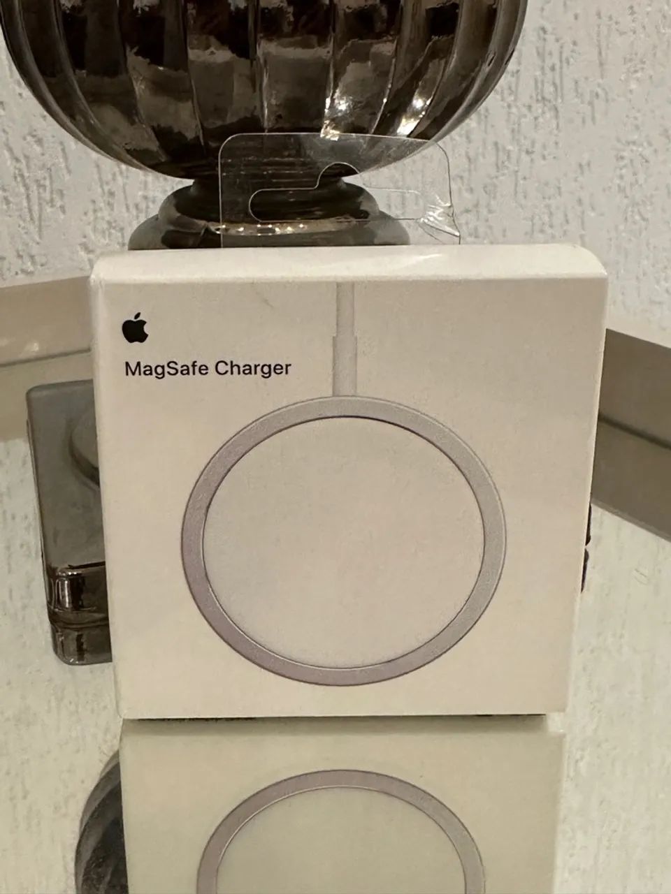 Carregador por indução Apple - novo/lacrado